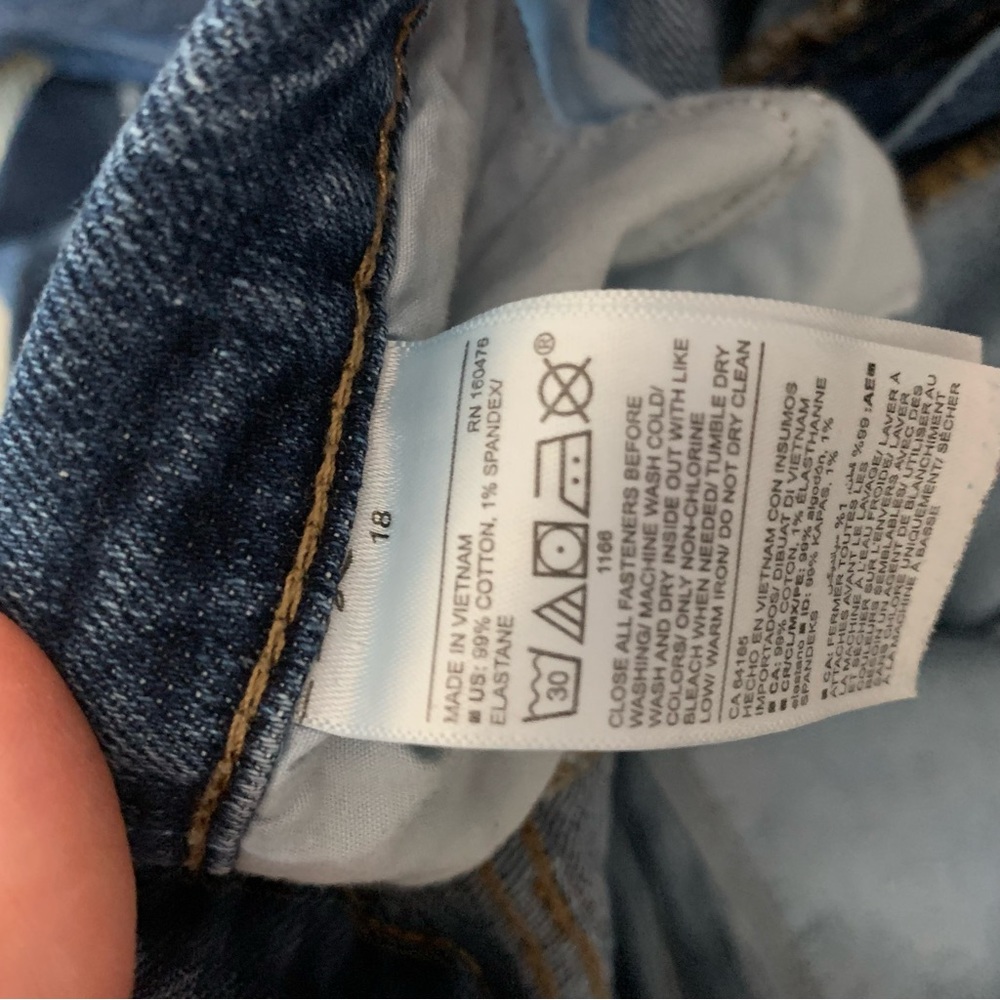 Old Navy Mid Rise Boyfriend Dark Wash Jeans Light Distressing - Picture 4 of 5